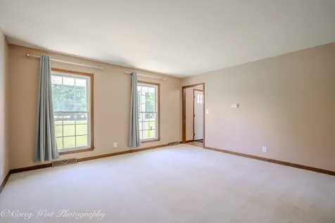 1N164 Stargrass Lane Elburn IL 60119