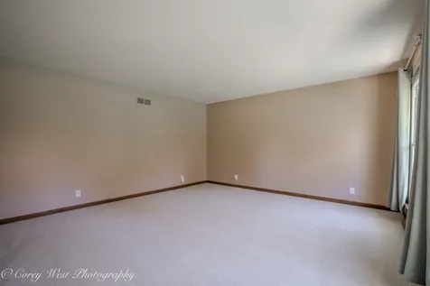 1N164 Stargrass Lane Elburn IL 60119