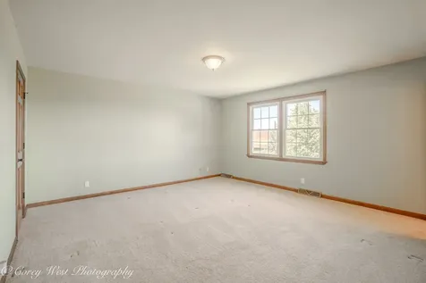 1N164 Stargrass Lane Elburn IL 60119