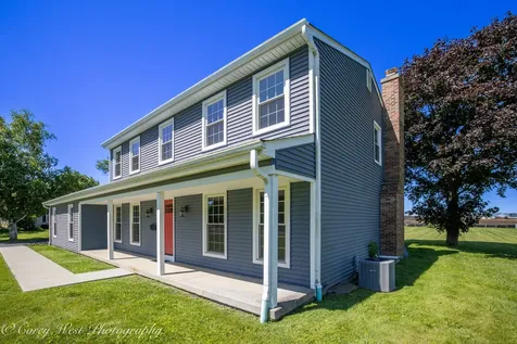 1N164 Stargrass Lane Elburn IL 60119
