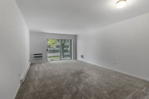 1321 West Birchwood Avenue W Chicago IL 60626