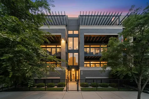 1366 West Walton Street Chicago IL 60642