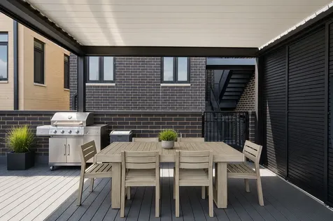 1366 West Walton Street Chicago IL 60642