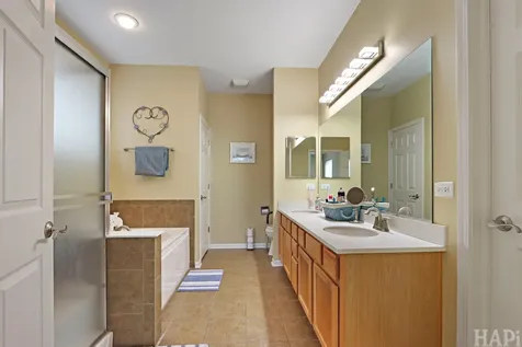 5952 Leeds Road Hoffman Estates IL 60192