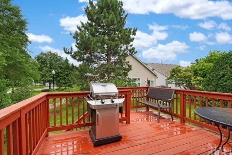 5952 Leeds Road Hoffman Estates IL 60192