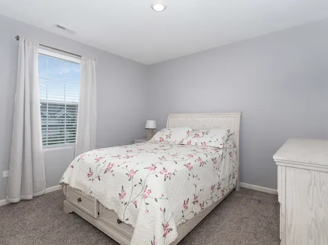 7626 Violet Lane Joliet IL 60431