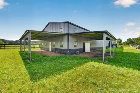 10617 Button Road Hebron IL 60034