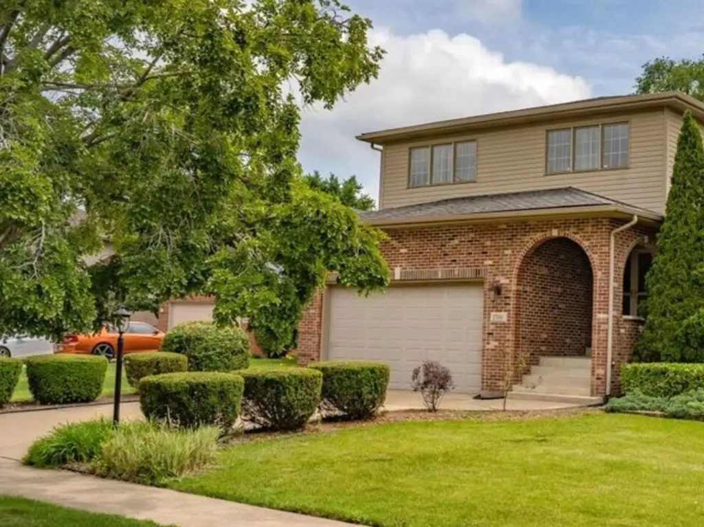 17011 Danielle Court Oak Forest IL 60452
