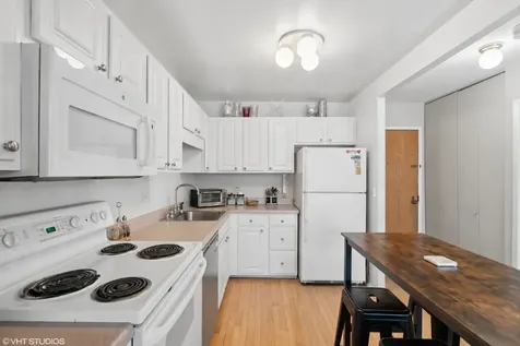 211 East Ohio Street Chicago IL 60611