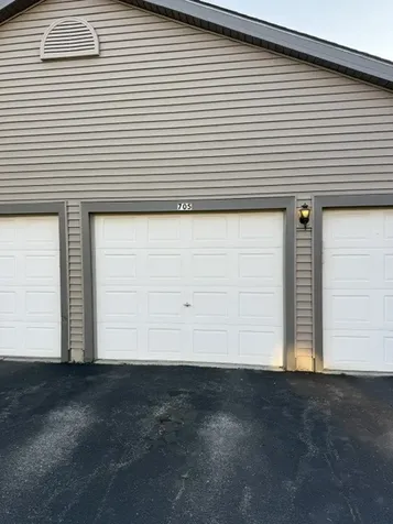 705 East Whispering Oaks Drive Palatine IL 60074