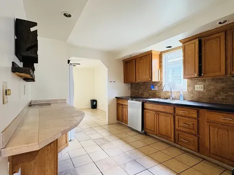 1712 Carney Avenue Rockford IL 61103