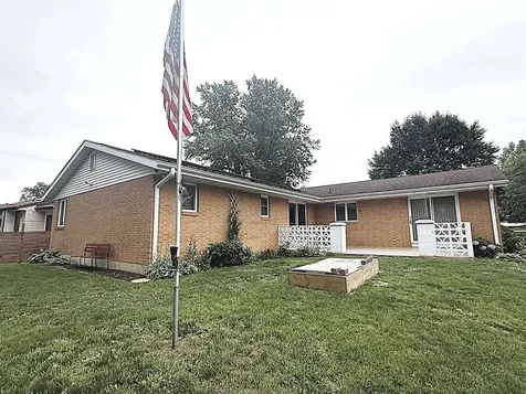 1419 Douglas Terrace Dixon IL 61021