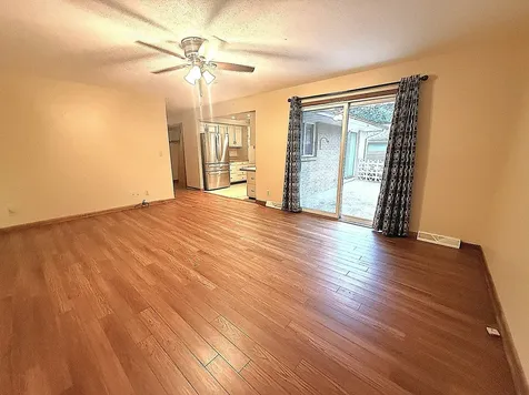 1419 Douglas Terrace Dixon IL 61021