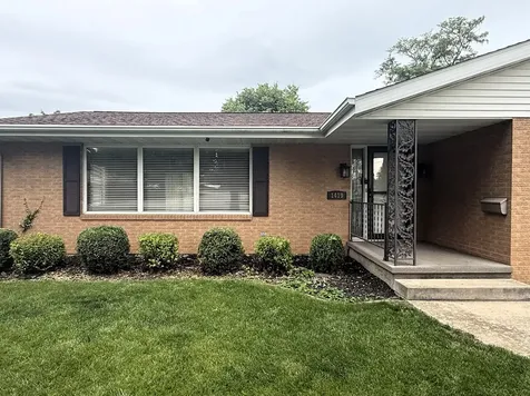 1419 Douglas Terrace Dixon IL 61021