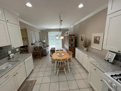 21561 Wolf Lake Court Crest Hill IL 60403