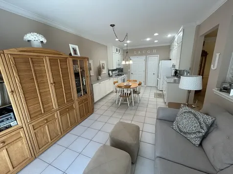 21561 Wolf Lake Court Crest Hill IL 60403