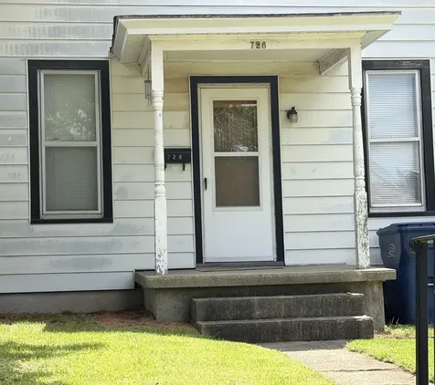 728 7TH Street Lasalle IL 61301