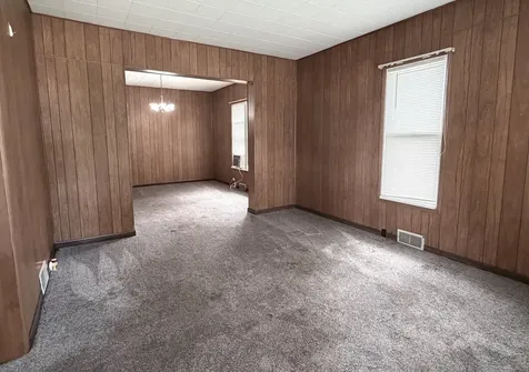 728 7TH Street Lasalle IL 61301