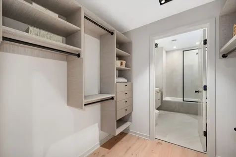 6633 North Milwaukee Avenue Niles IL 60714