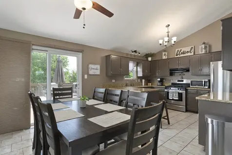 19715 South Skye Drive Frankfort IL 60423