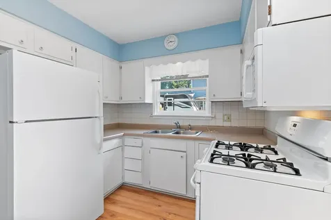 315 East 2nd Street East Dundee IL 60118