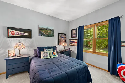 408 Kelly Lane Crystal Lake IL 60012