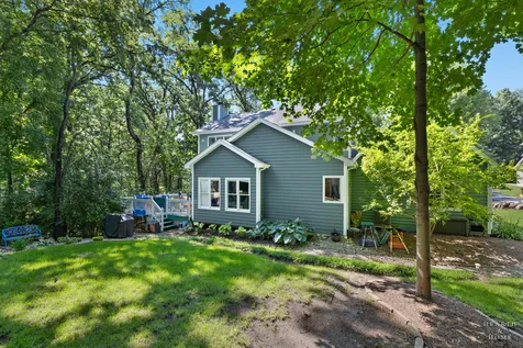408 Kelly Lane Crystal Lake IL 60012