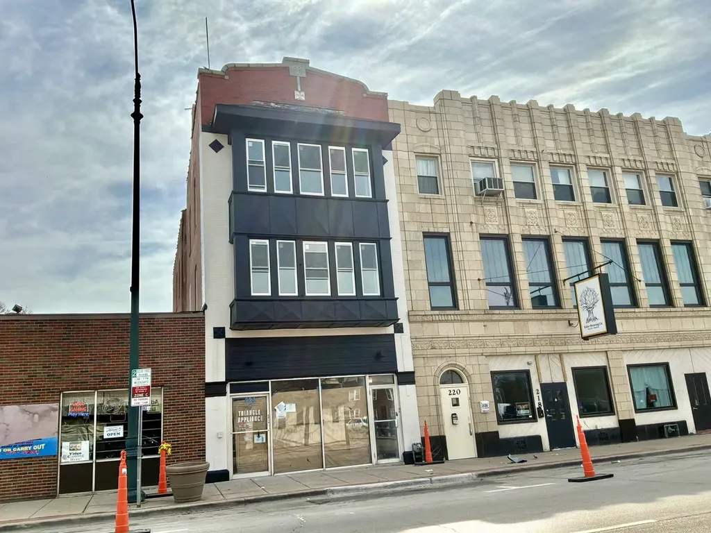 224 Cass Street Joliet IL 60432