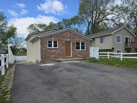 306 Brierhill Drive Round Lake Park IL 60073