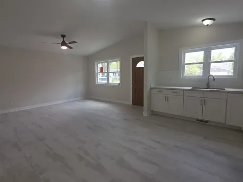306 Brierhill Drive Round Lake Park IL 60073