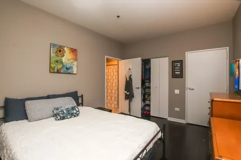 653 North Kingsbury Street Chicago IL 60654