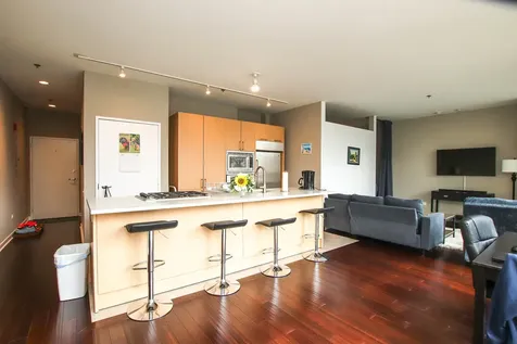 653 North Kingsbury Street Chicago IL 60654