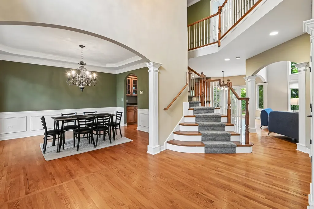 2227 Spartina Road Naperville IL 60564