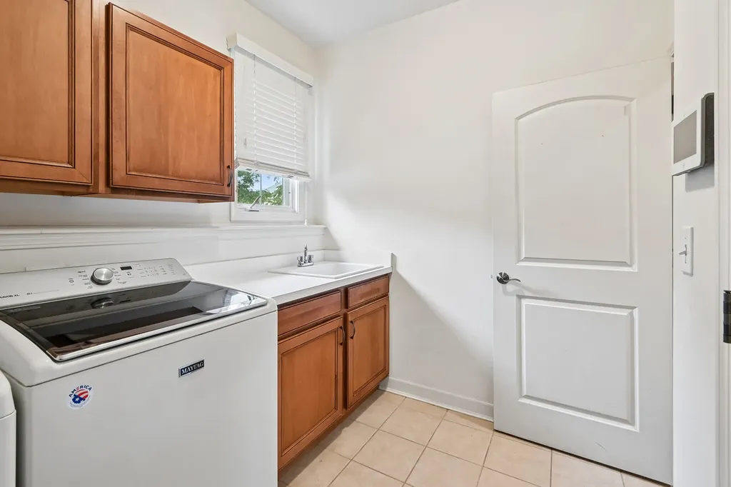 2227 Spartina Road Naperville IL 60564