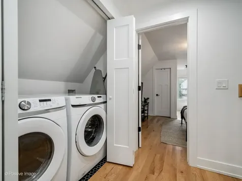 2516 North Campbell Avenue Chicago IL 60647