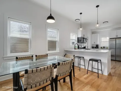 2516 North Campbell Avenue Chicago IL 60647