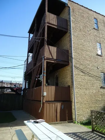 821-23 North Fairfield Avenue Chicago IL 60622