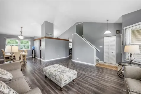 1314 Aspen Court Elgin IL 60120