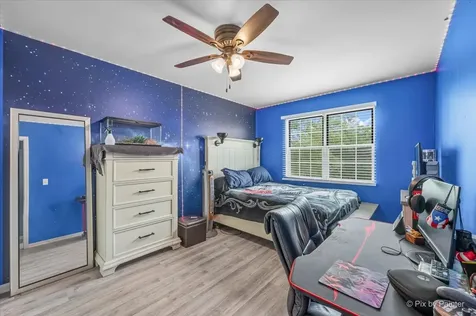 1314 Aspen Court Elgin IL 60120