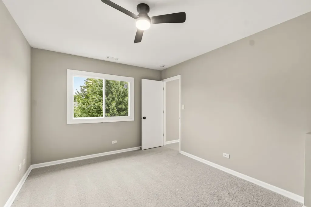 23W418 Greenbriar Drive Naperville IL 60540