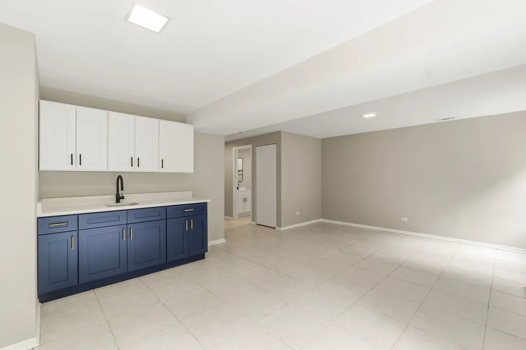 23W418 Greenbriar Drive Naperville IL 60540