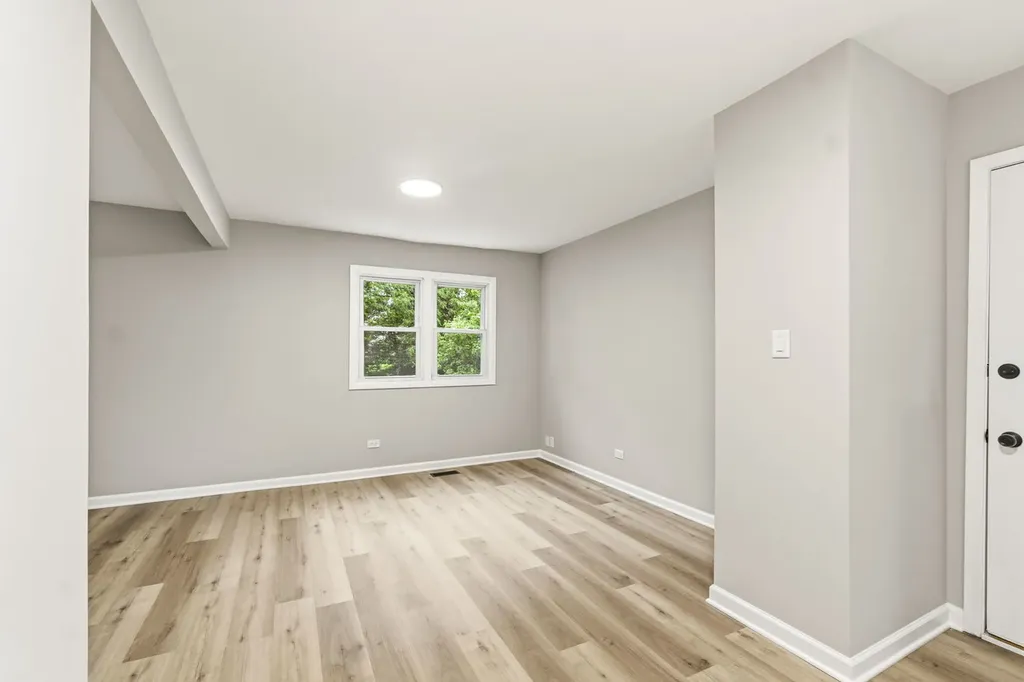 23W418 Greenbriar Drive Naperville IL 60540
