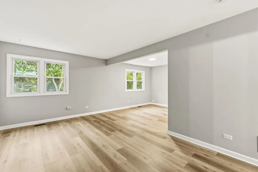 23W418 Greenbriar Drive Naperville IL 60540