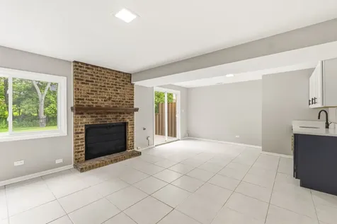 23W418 Greenbriar Drive Naperville IL 60540