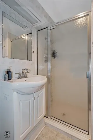 9751 South Hamlin Avenue Evergreen Park IL 60805
