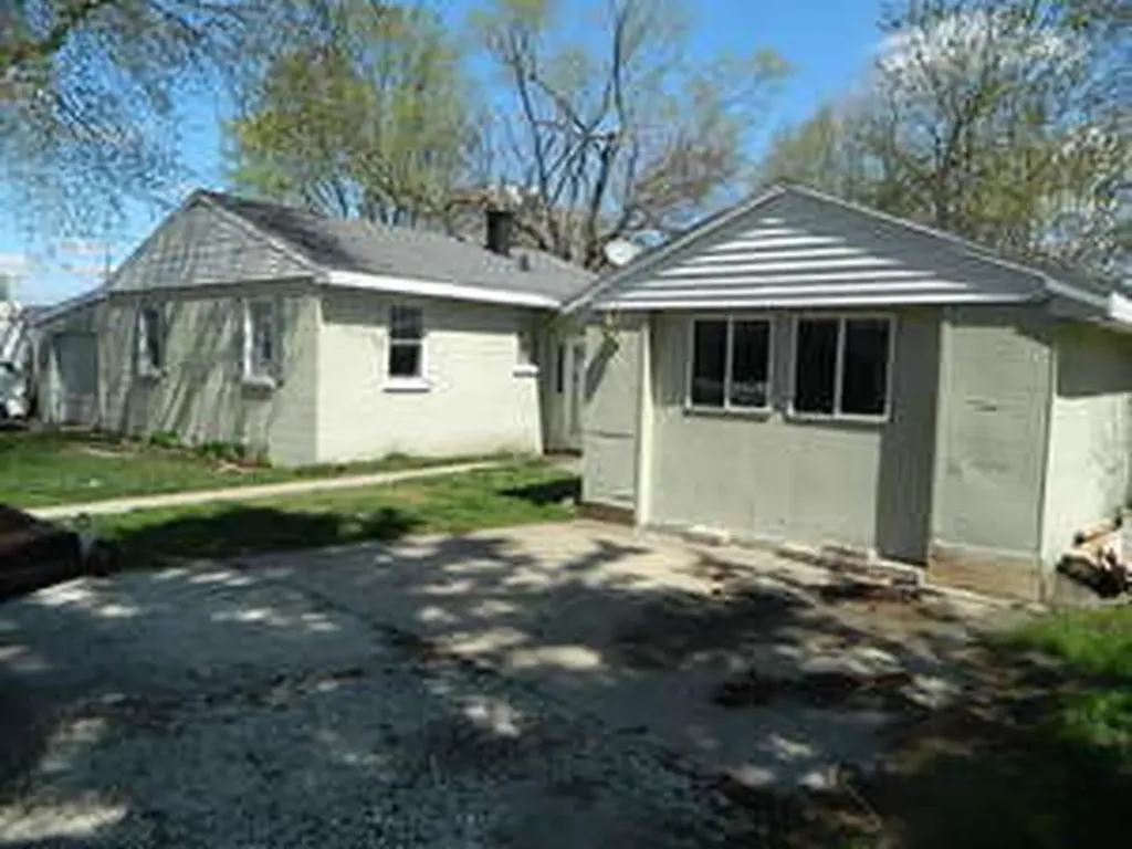 55 South 3120w Road Kankakee IL 60901