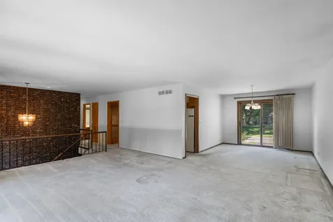 3411 East Crystal Lake Avenue Crystal Lake IL 60014