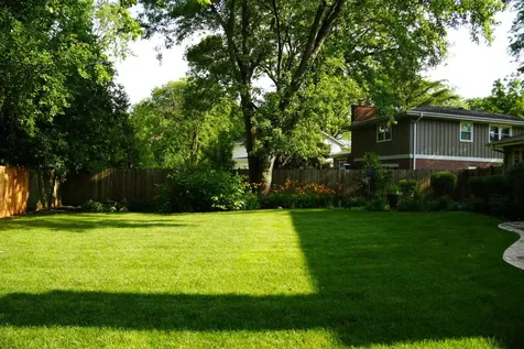625 Sapling Lane Deerfield IL 60015
