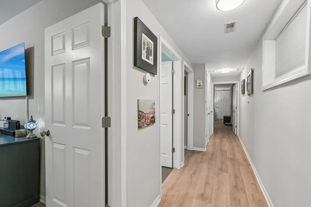 4851 North Paulina Street Chicago IL 60640