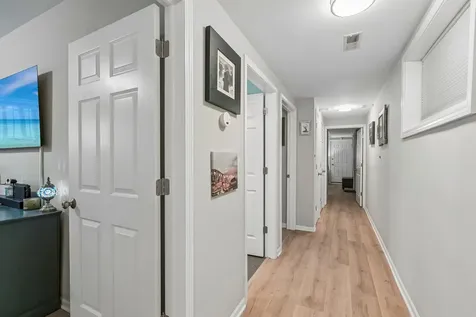 4851 North Paulina Street Chicago IL 60640